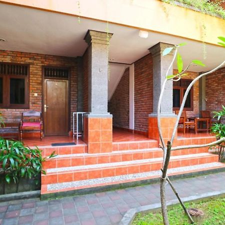 Kedin'S Inn Denpasar Esterno foto