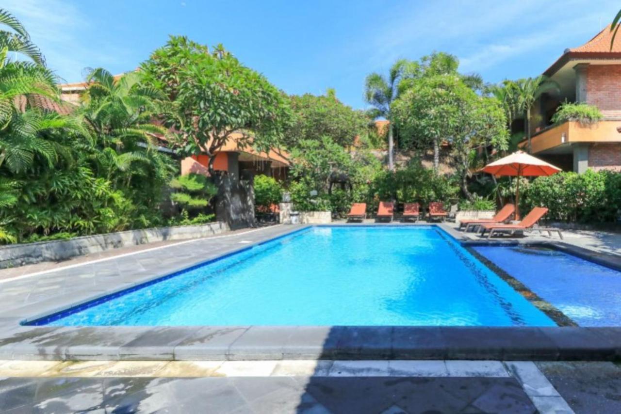 Kedin'S Inn Denpasar Esterno foto