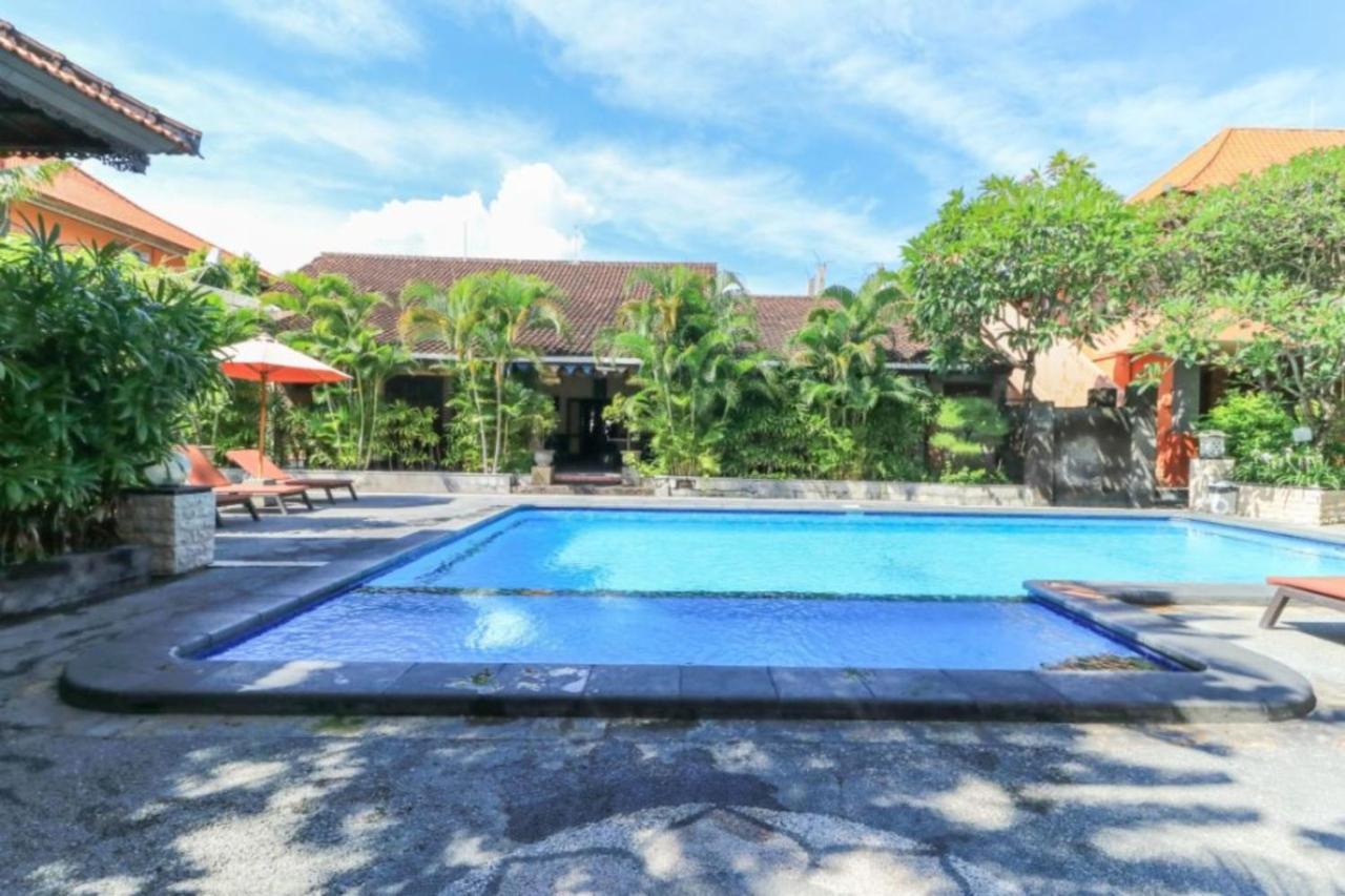 Kedin'S Inn Denpasar Esterno foto