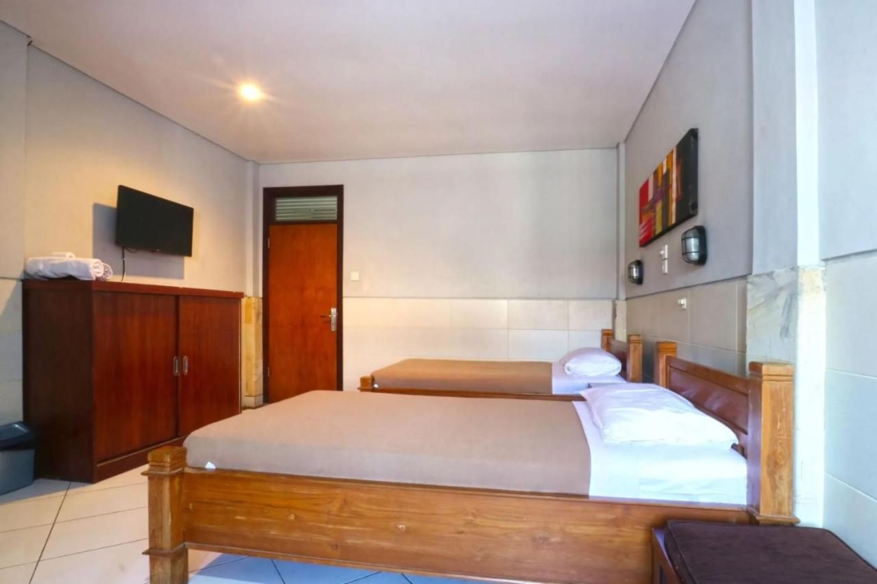Kedin'S Inn Denpasar Esterno foto