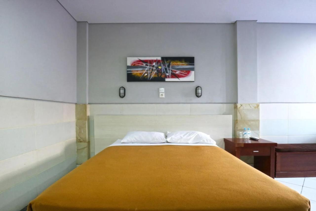 Kedin'S Inn Denpasar Esterno foto