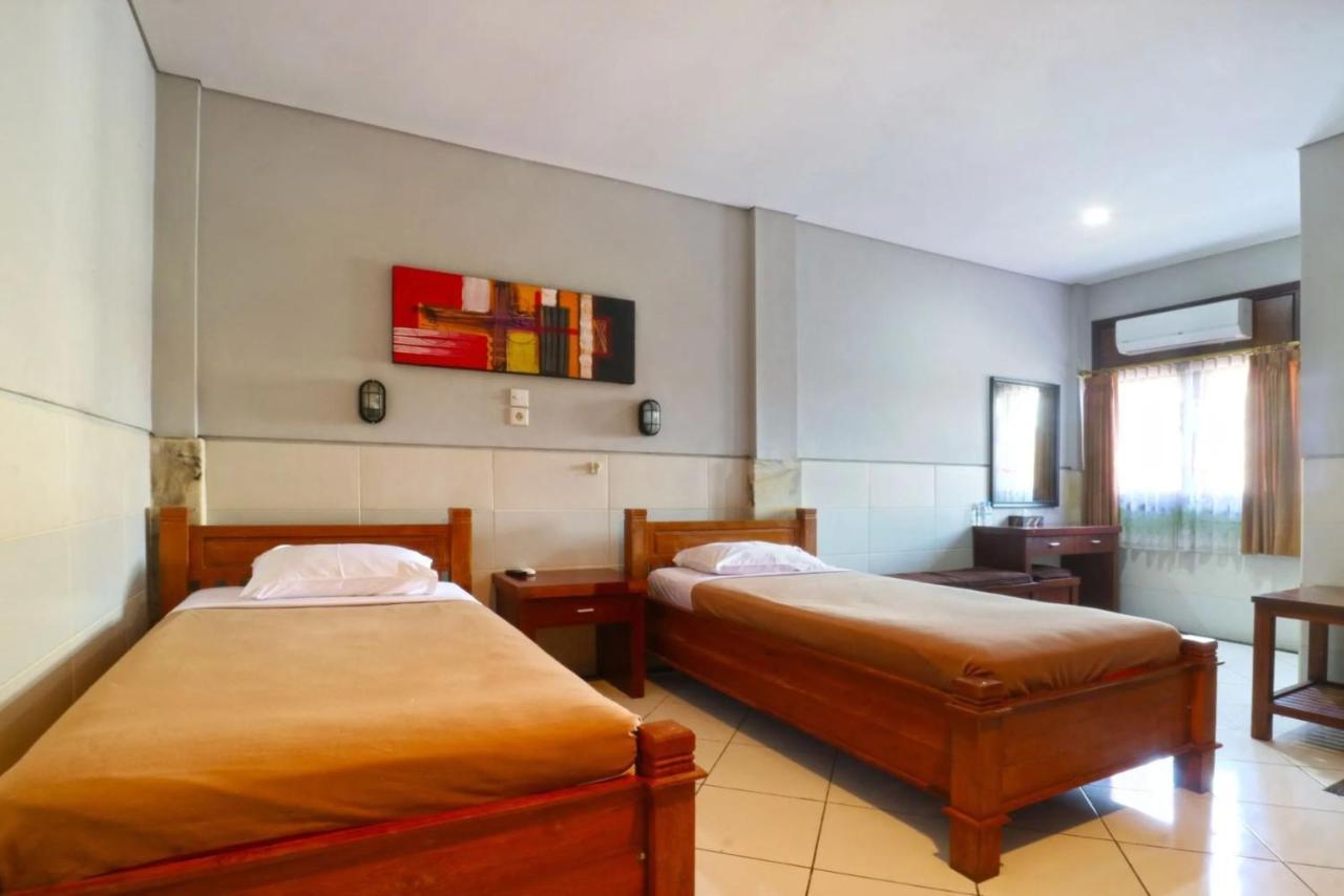 Kedin'S Inn Denpasar Esterno foto