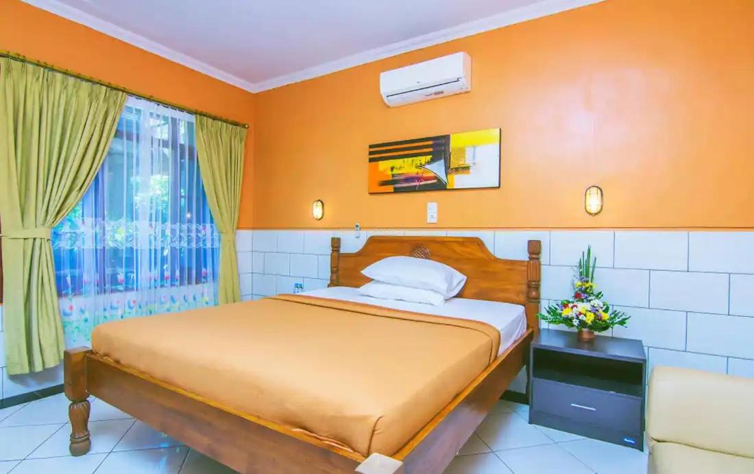 Kedin'S Inn Denpasar Esterno foto